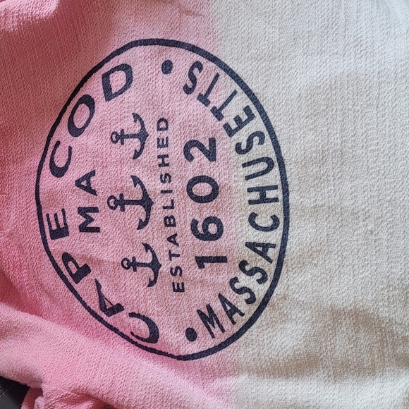 Cape cod pink and white Cape cod sweatshirt xl - Picture 2 of 2